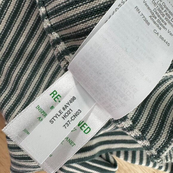 J. Crew Cotton Split Hem Sweater Men Small Green White Striped NWT TP-3500 - Picture 10 of 10